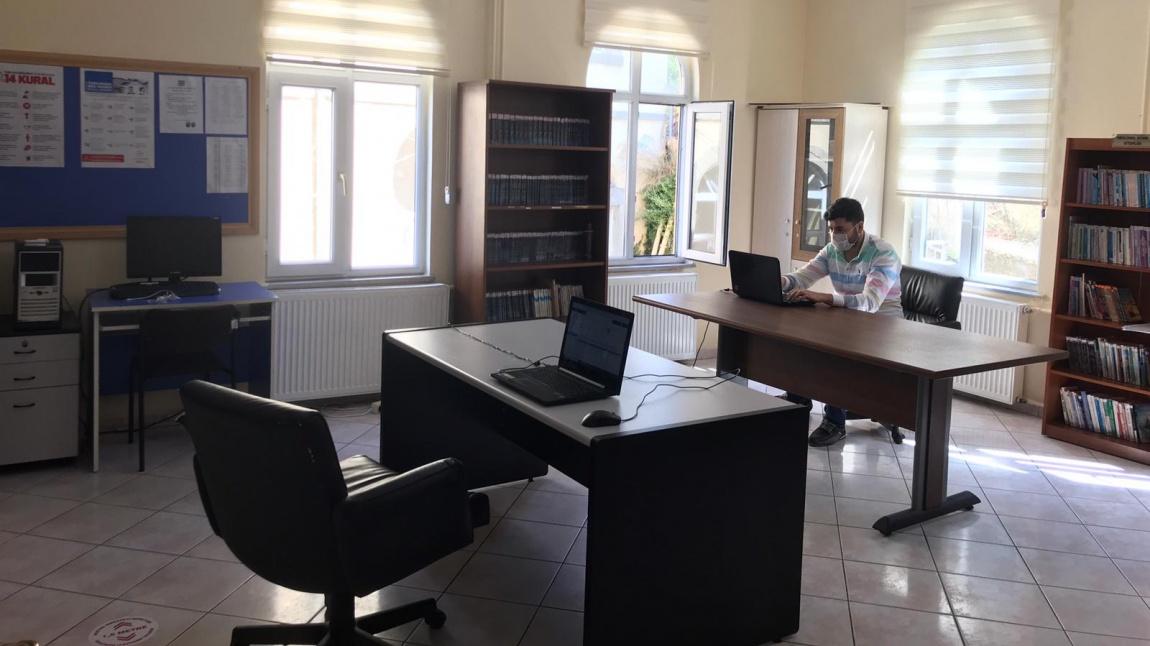 Kastamonu Inebolu Evrenye Mehmet Ince Ortaokulu