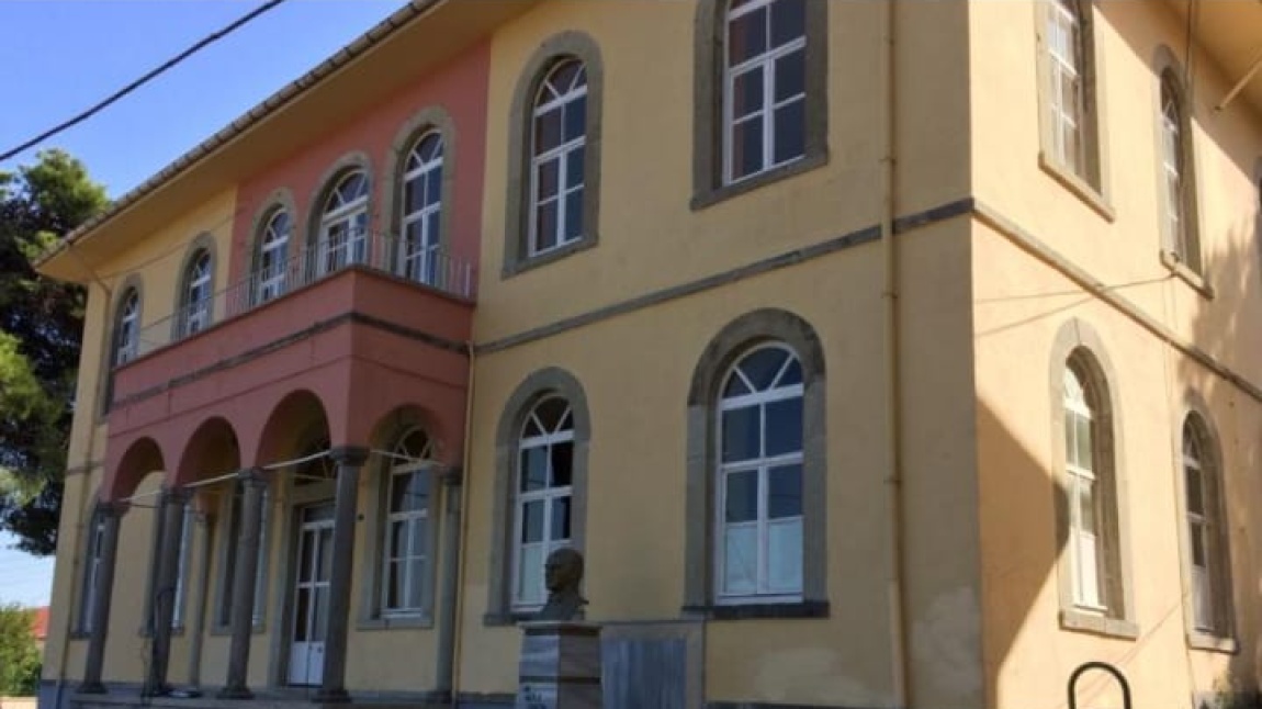Okul Kıyafetleri